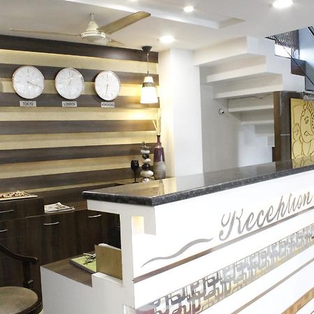 Hotel Shalimar Deluxe Μποπάλ Εξωτερικό φωτογραφία