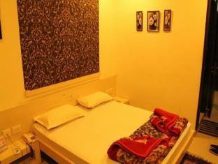Hotel Shalimar Deluxe Μποπάλ Εξωτερικό φωτογραφία