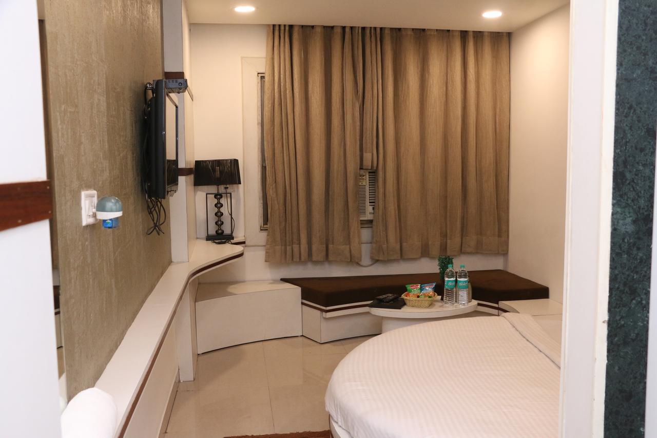 Hotel Shalimar Deluxe Μποπάλ Εξωτερικό φωτογραφία