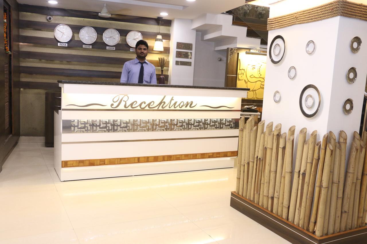 Hotel Shalimar Deluxe Μποπάλ Εξωτερικό φωτογραφία