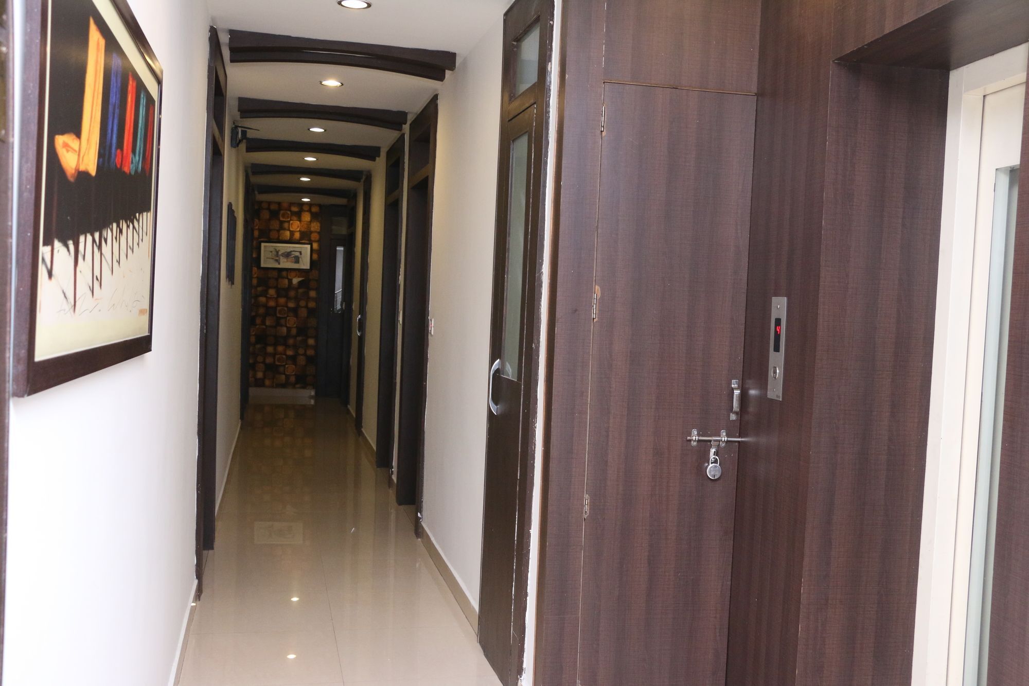 Hotel Shalimar Deluxe Μποπάλ Εξωτερικό φωτογραφία