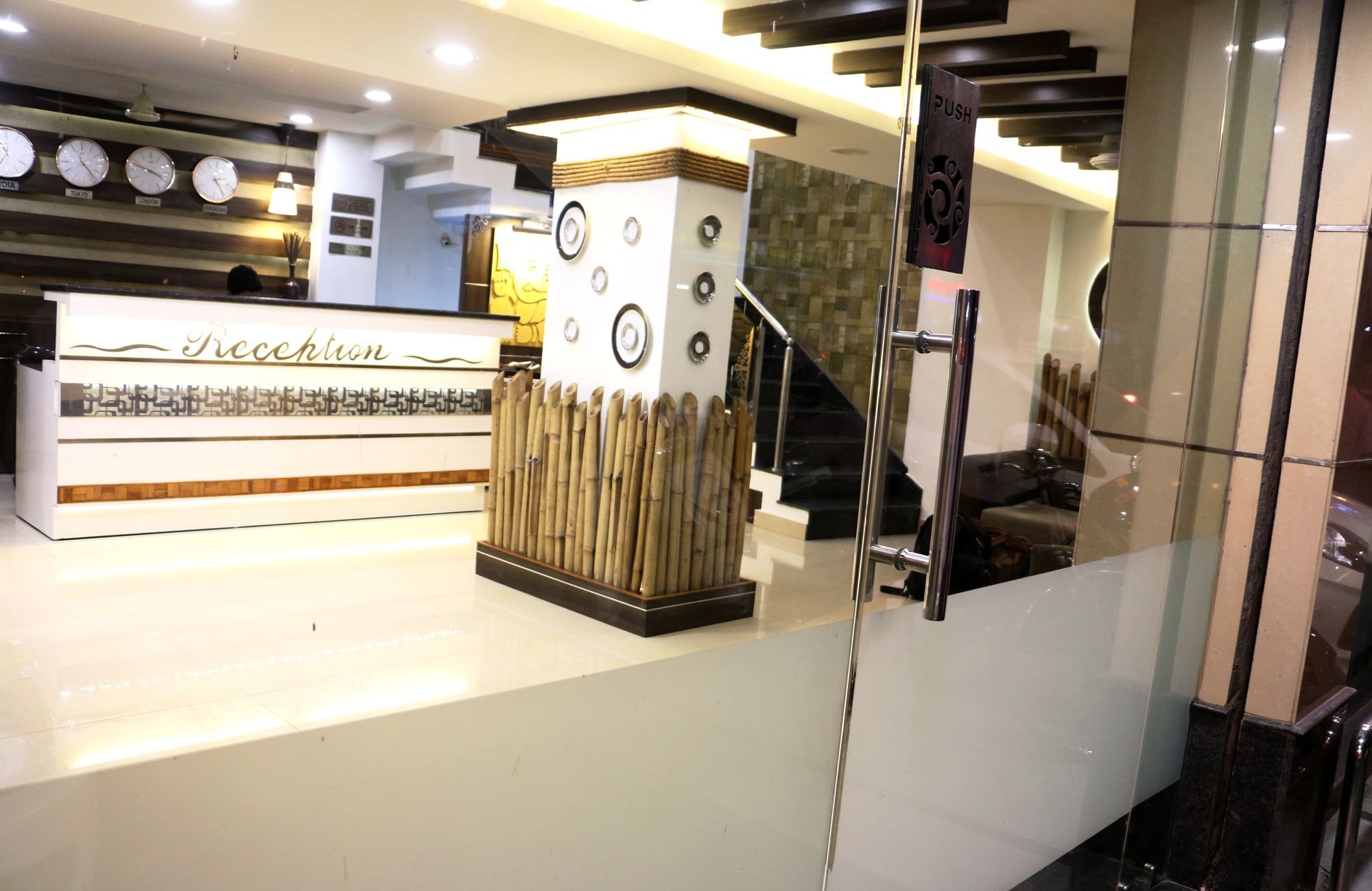 Hotel Shalimar Deluxe Μποπάλ Εξωτερικό φωτογραφία